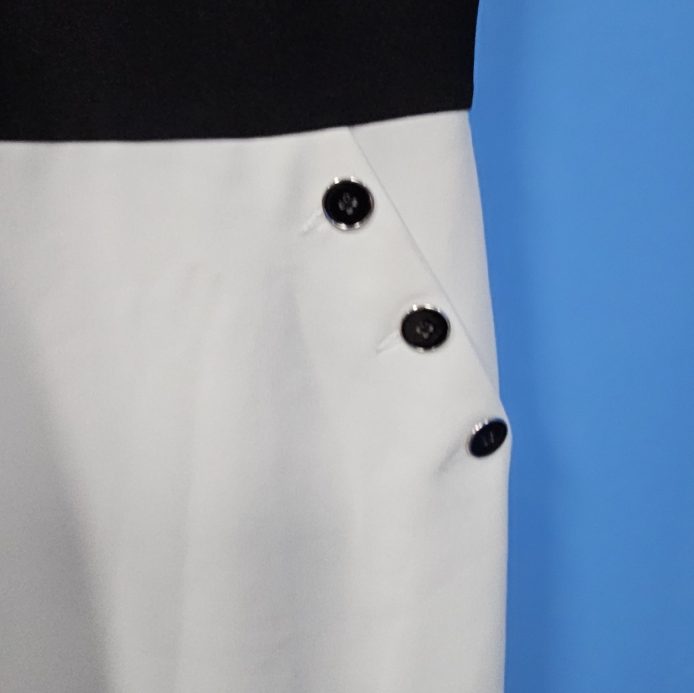 Maggy London Petites Short Dress Black and White - Picture 4 of 11
